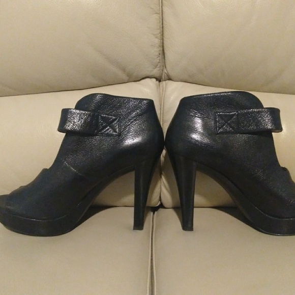 Boots - Picture 2 of 4